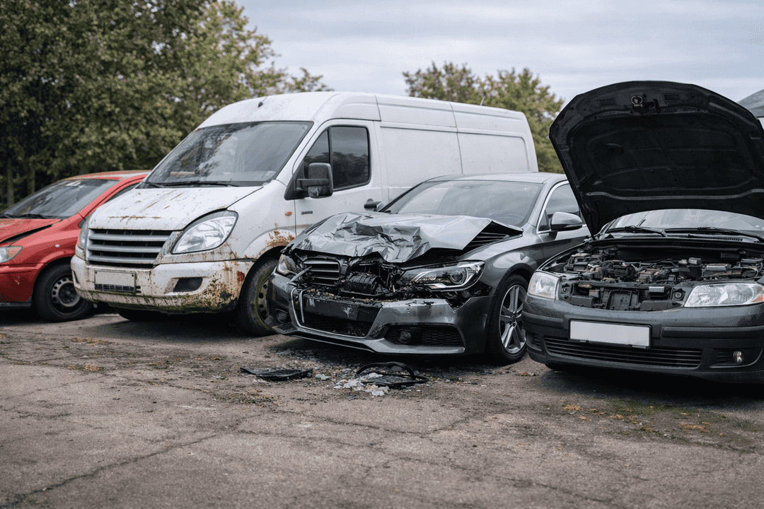 Welche Fahrzeuge ? die Autoverwertung in Mönchengladbach übernimmt – Teileträger bis Motorschaden